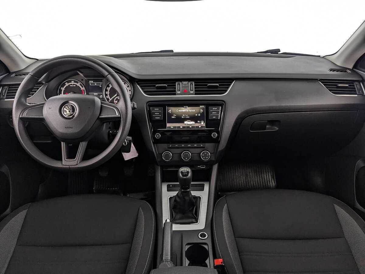 Купить Skoda Octavia с пробегом. Фото: #9
