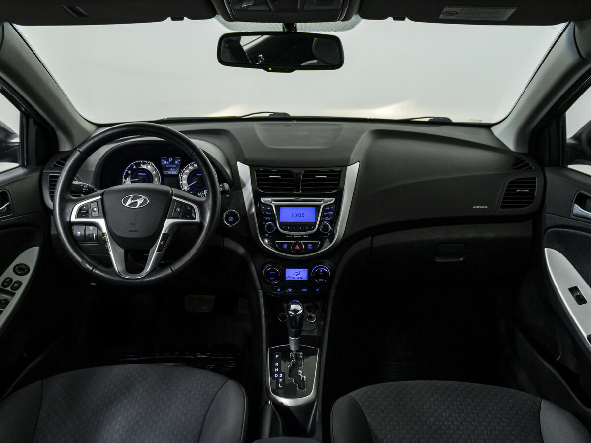 Купить Hyundai Solaris с пробегом. Фото: #11