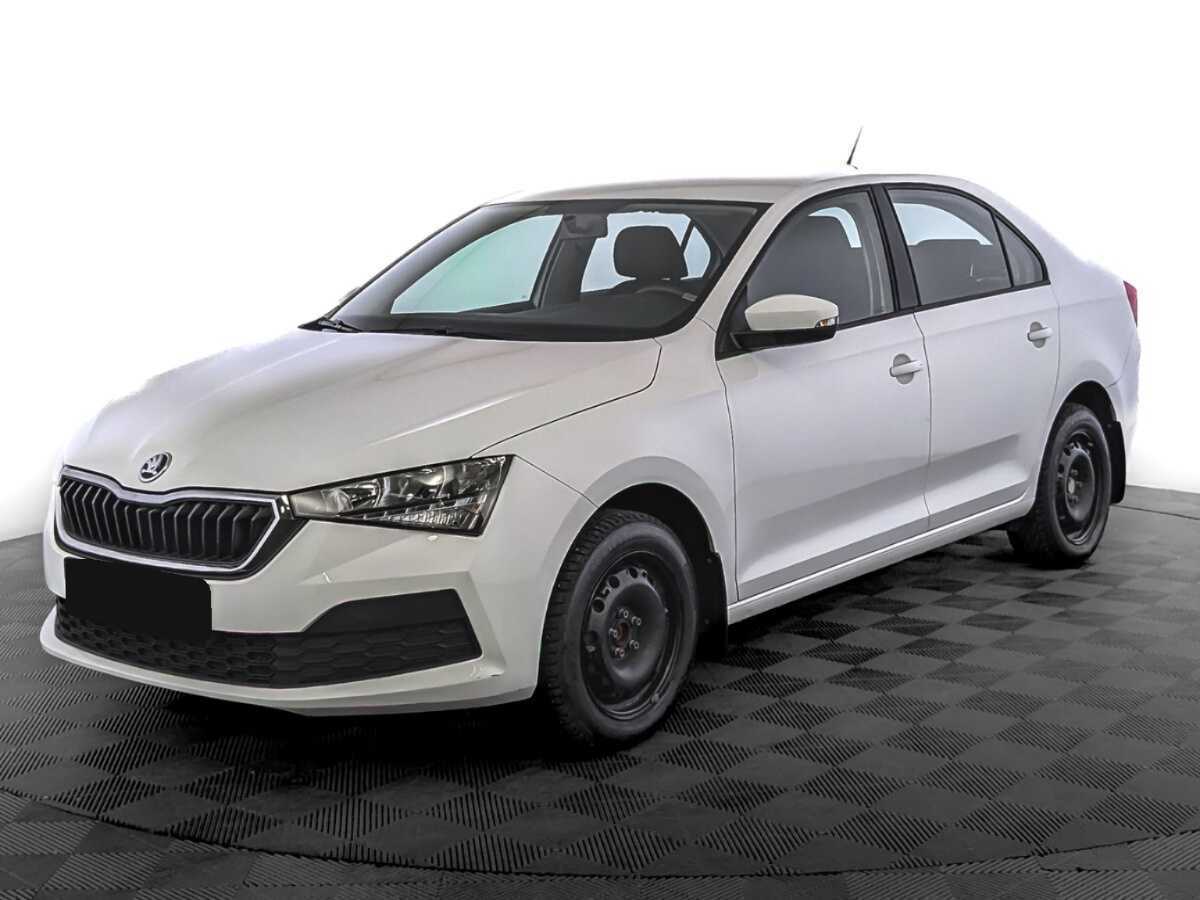 Купить Skoda Rapid с пробегом. Посмотреть фото