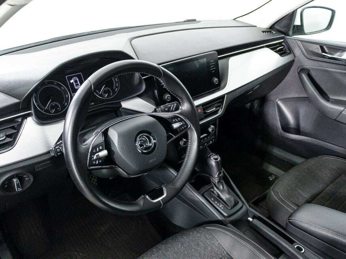 Купить Skoda Rapid с пробегом. Фото: #10