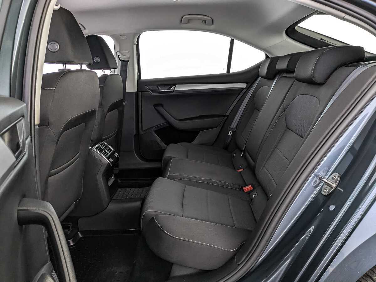 Купить Skoda Superb с пробегом. Фото: #13