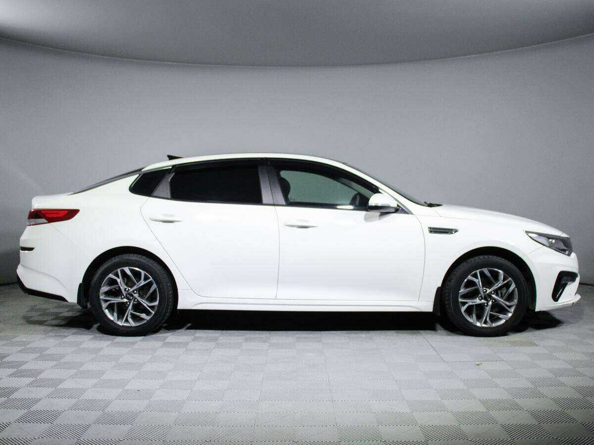 Купить Kia Optima с пробегом. Фото: #3