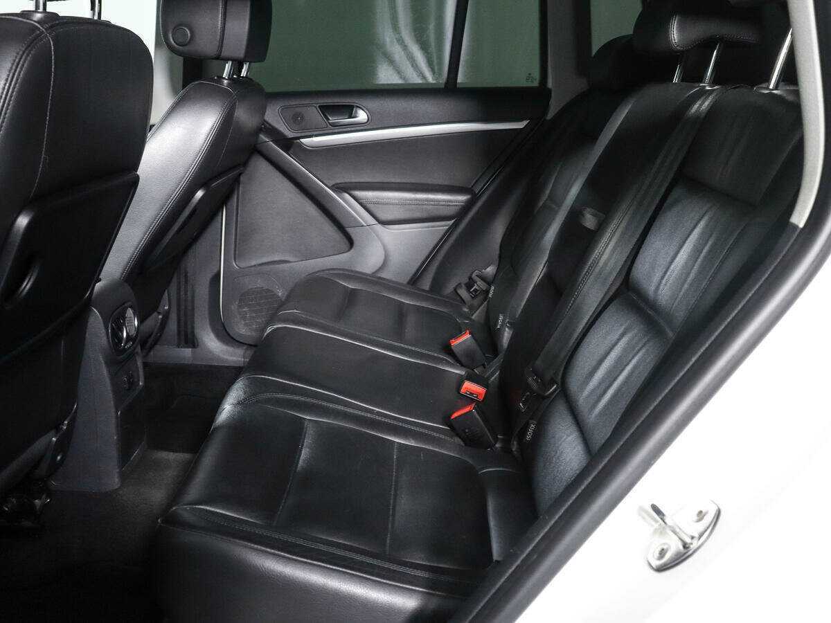 Купить Volkswagen Tiguan с пробегом. Фото: #7