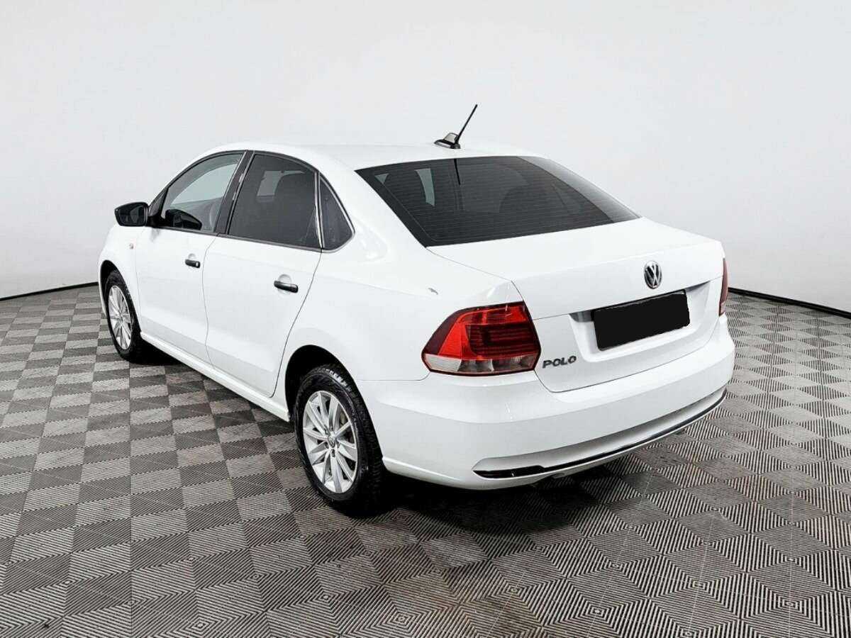 Купить Volkswagen Polo с пробегом. Фото: #6