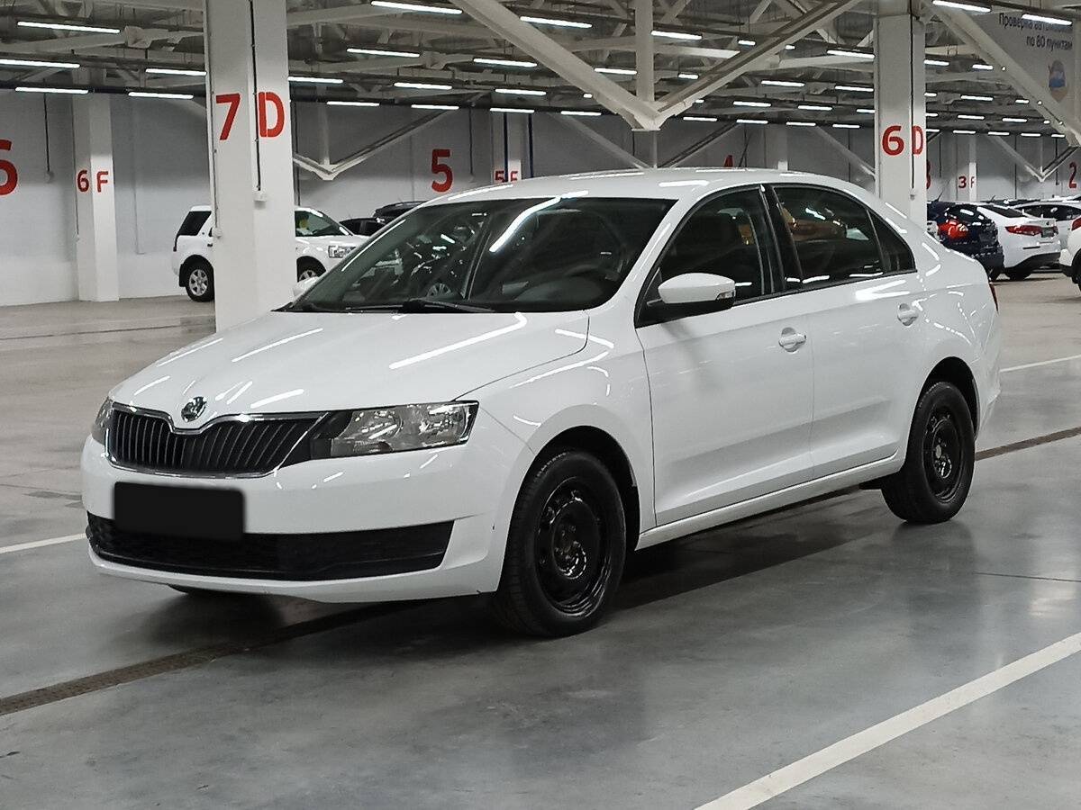 Купить Skoda Rapid с пробегом. Фото: #0