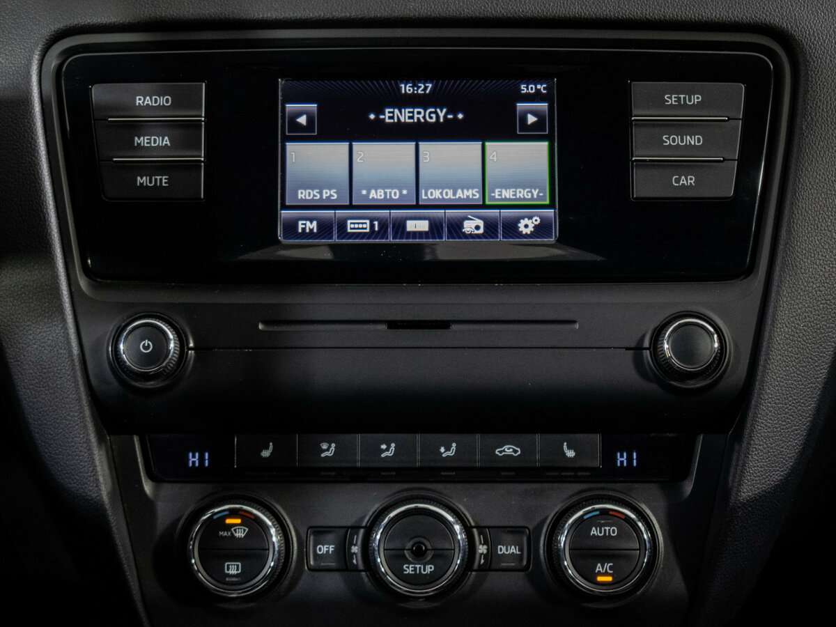 Купить Skoda Octavia с пробегом. Фото: #10