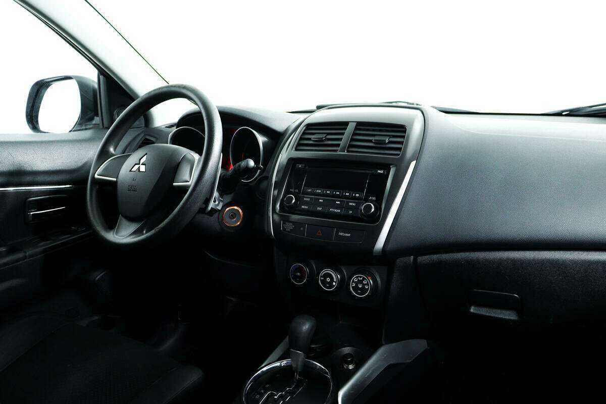 Купить Mitsubishi ASX с пробегом. Фото: #8