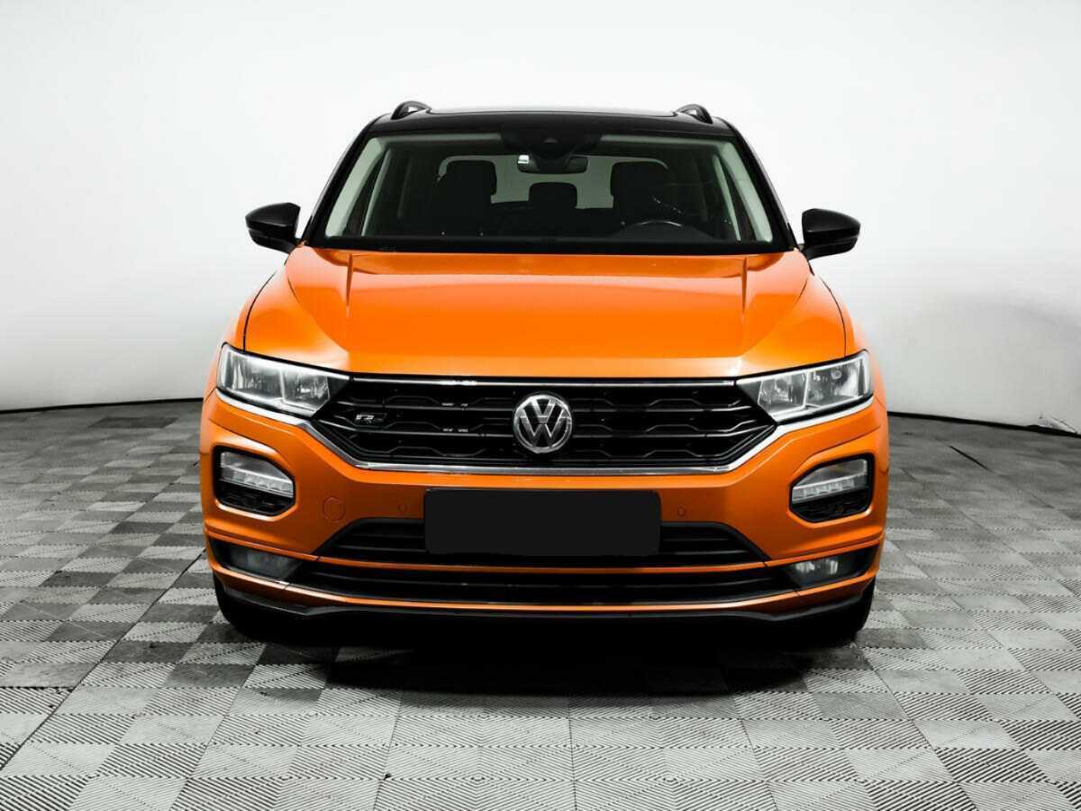 Купить Volkswagen T-Roc с пробегом. Фото: #1
