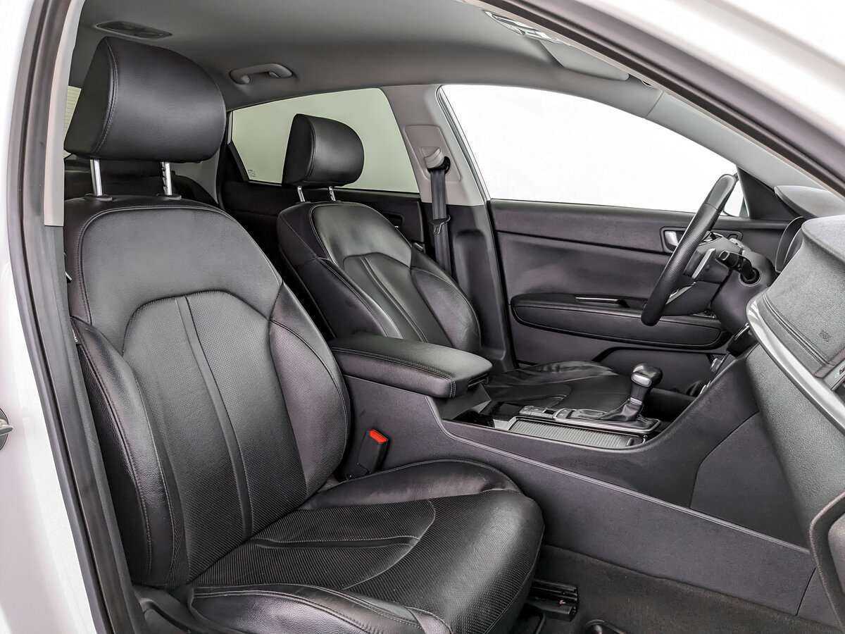 Купить Kia Optima с пробегом. Фото: #19