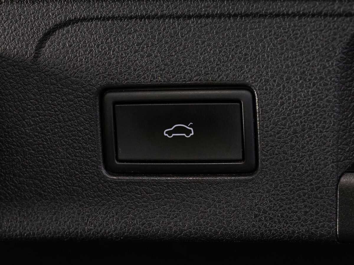 Купить Volkswagen Passat с пробегом. Фото: #22