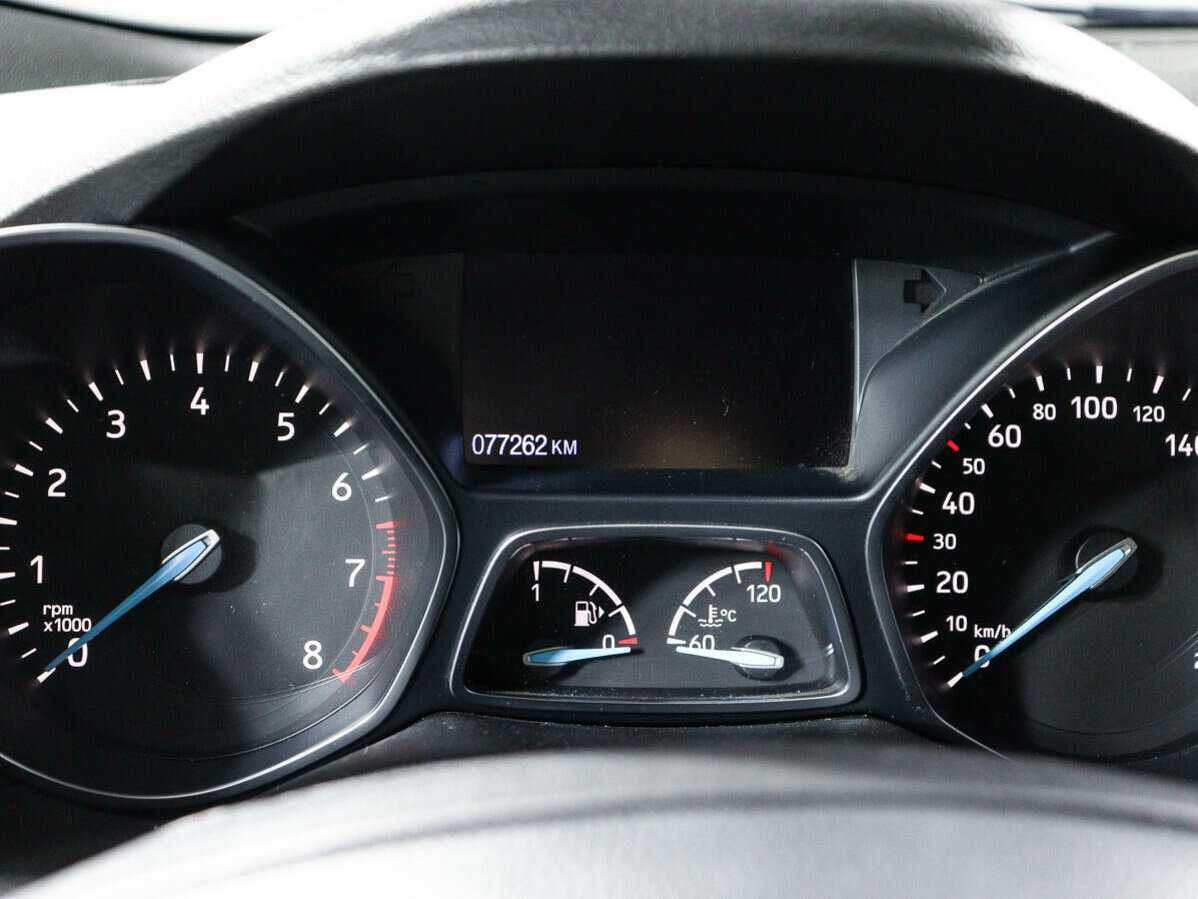 Купить Ford Kuga с пробегом. Фото: #10