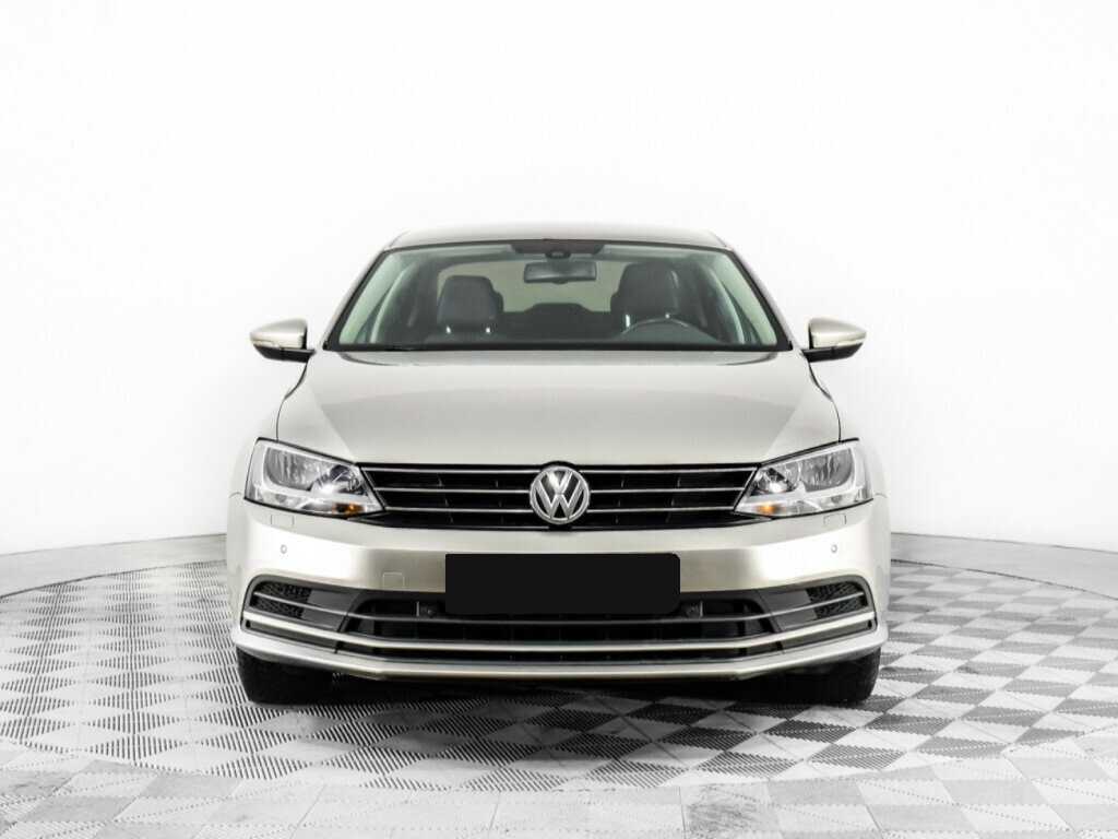 Купить Volkswagen Jetta с пробегом. Фото: #1