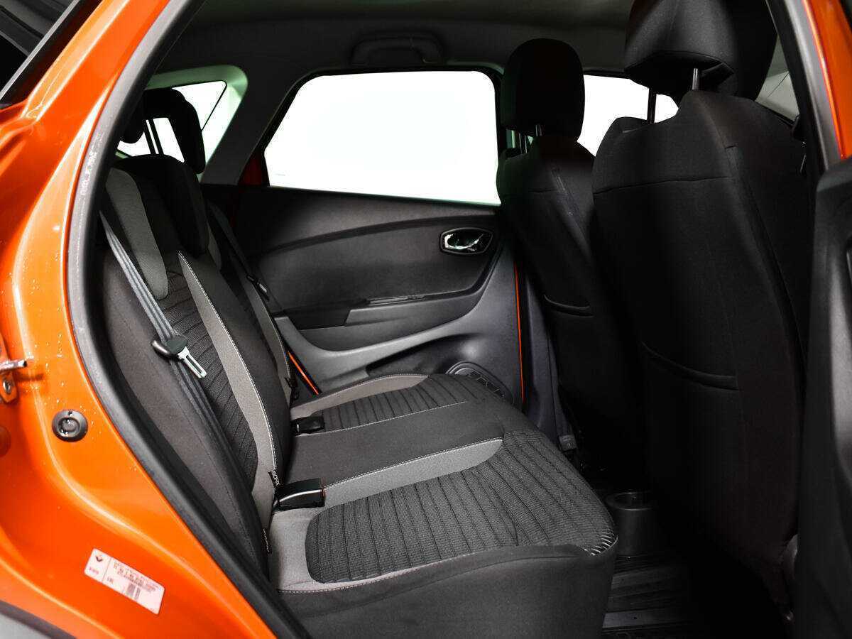 Купить Renault Kaptur с пробегом. Фото: #9