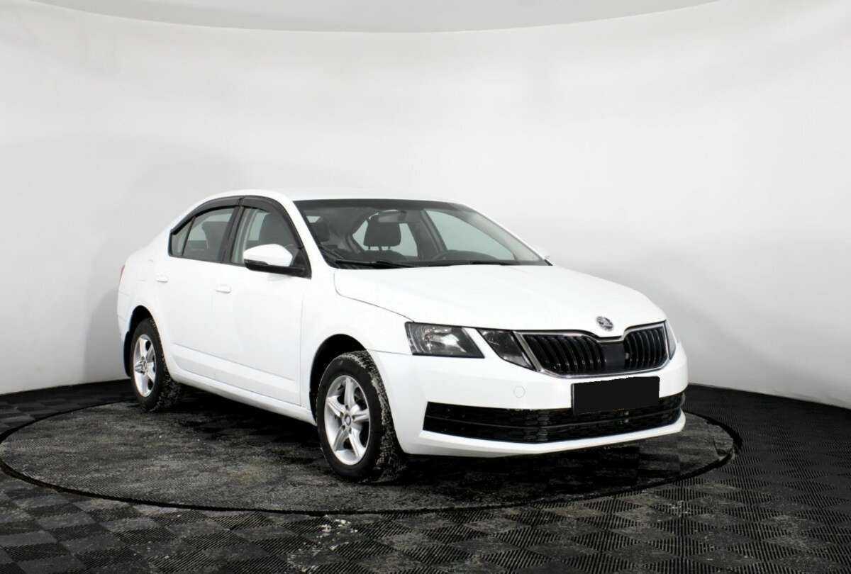 Купить Skoda Octavia с пробегом. Фото: #2