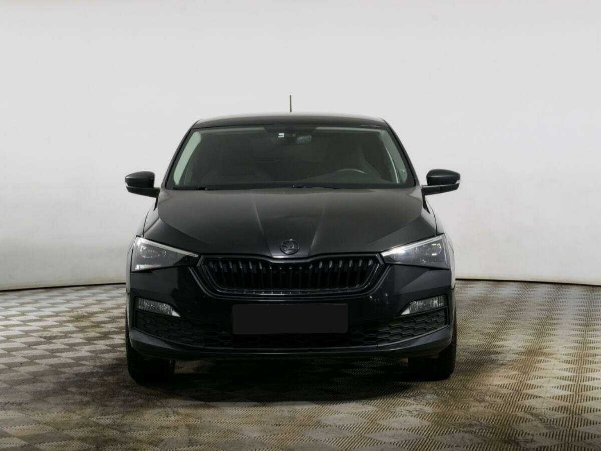 Купить Skoda Rapid с пробегом. Фото: #1