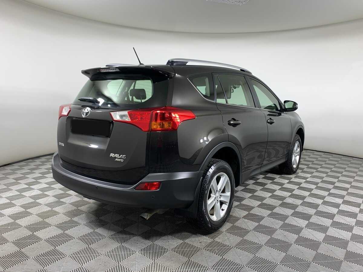 Купить Toyota RAV4 с пробегом. Фото: #4
