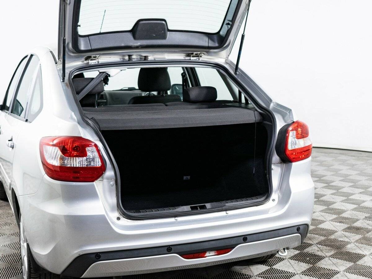 Купить Lada (ВАЗ) Granta с пробегом. Фото: #8