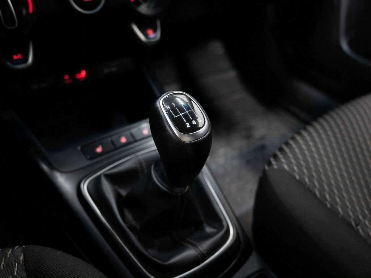 Купить Kia Rio с пробегом. Фото: #22