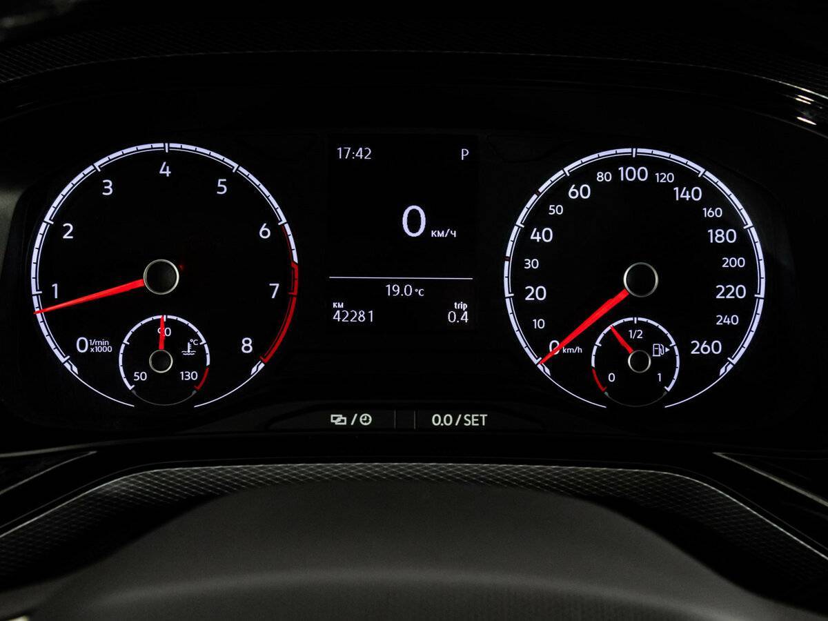 Купить Volkswagen Polo с пробегом. Фото: #14