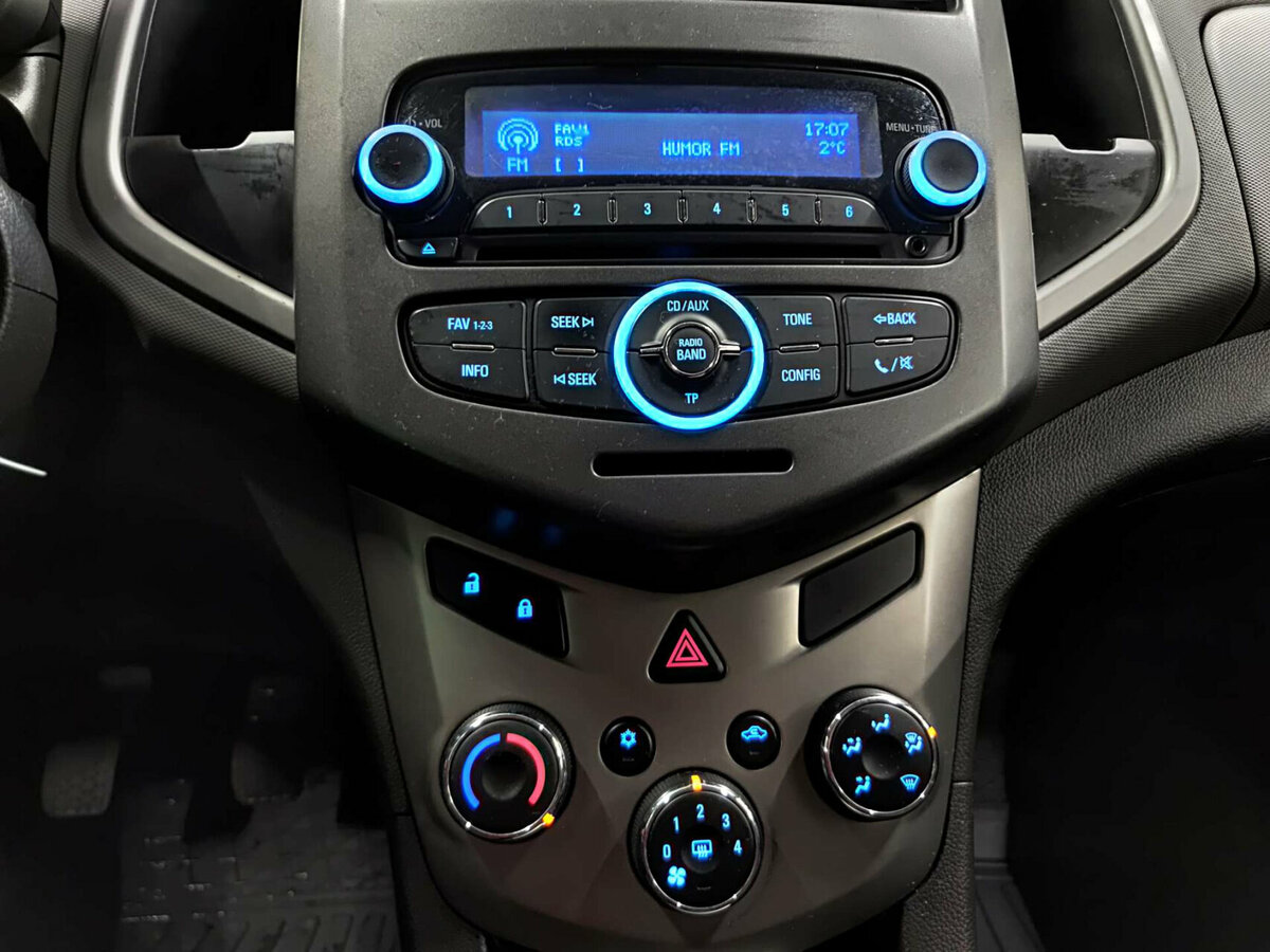 Купить Chevrolet Aveo с пробегом. Фото: #14