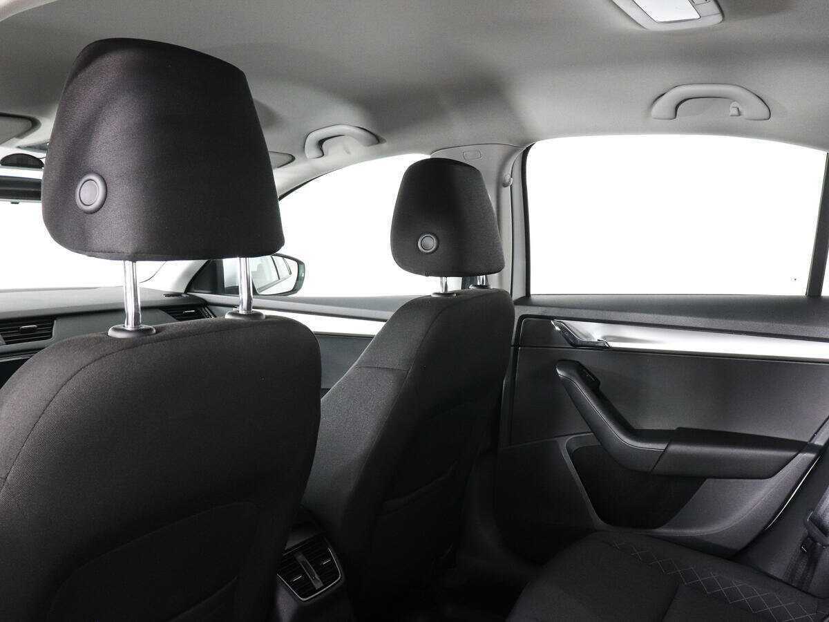 Купить Skoda Octavia с пробегом. Фото: #11