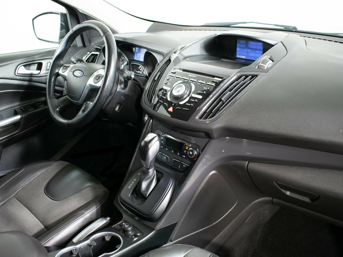 Купить Ford Kuga с пробегом. Фото: #9