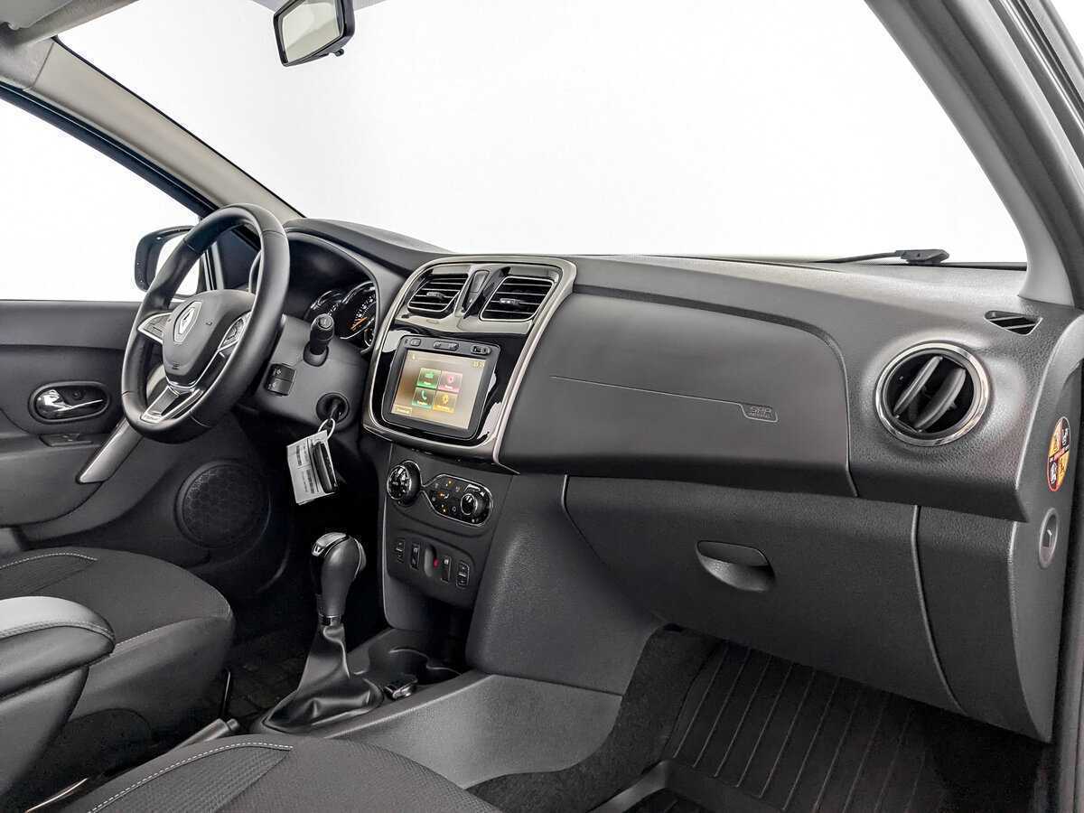 Купить Renault Sandero с пробегом. Фото: #8