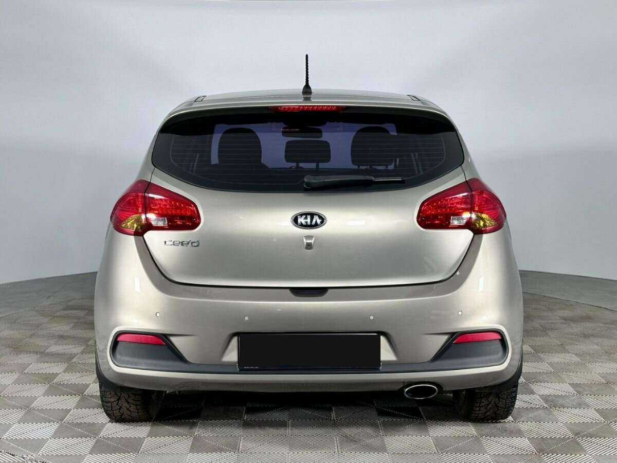 Купить Kia Ceed с пробегом. Фото: #3