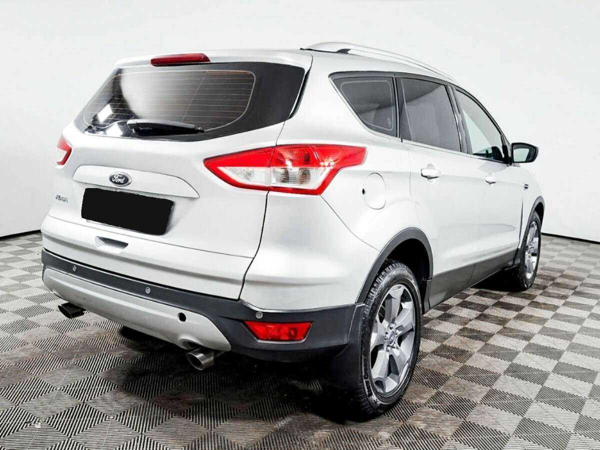 Купить Ford Kuga с пробегом. Фото: #3