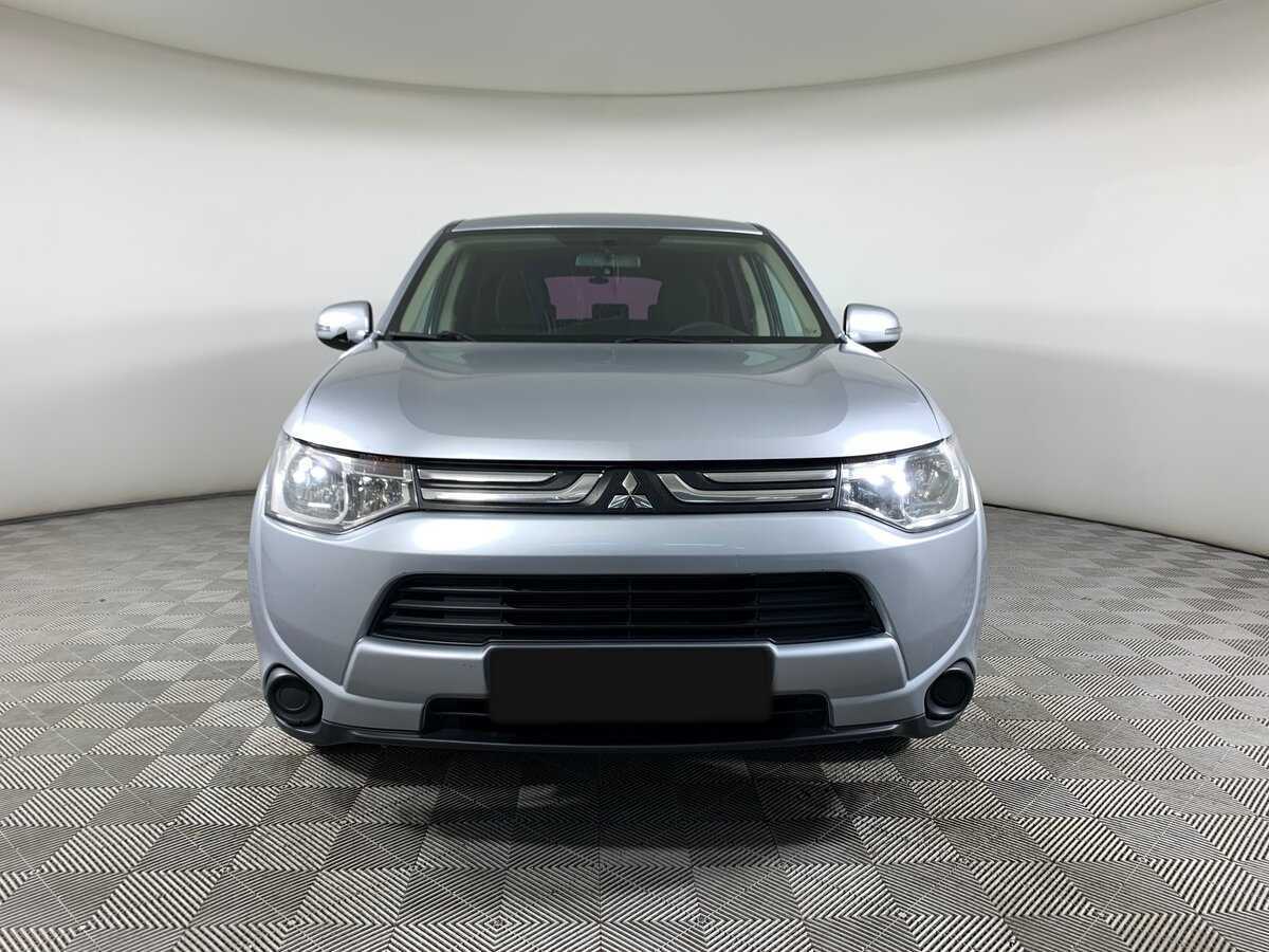 Купить Mitsubishi Outlander с пробегом. Фото: #1