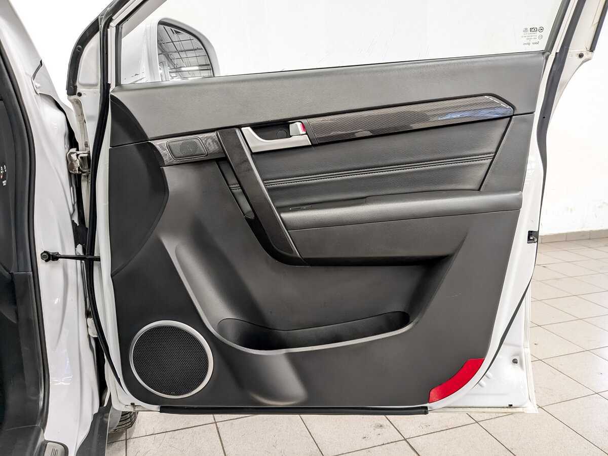 Купить Chevrolet Captiva с пробегом. Фото: #23