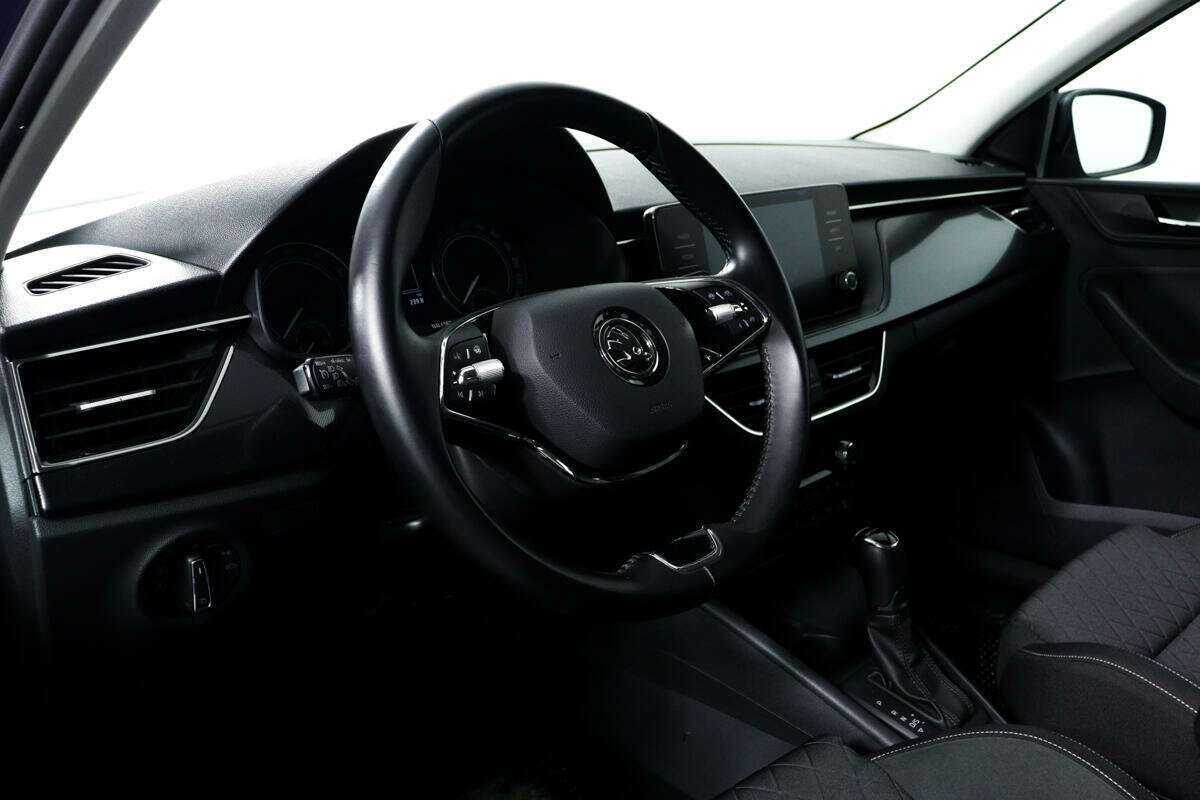 Купить Skoda Rapid с пробегом. Фото: #12