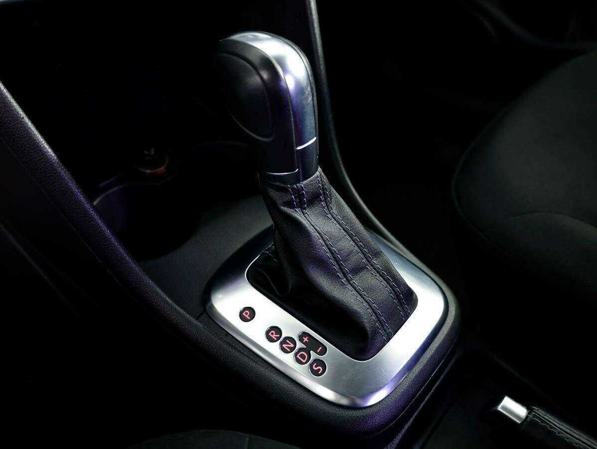 Купить Volkswagen Polo с пробегом. Фото: #17