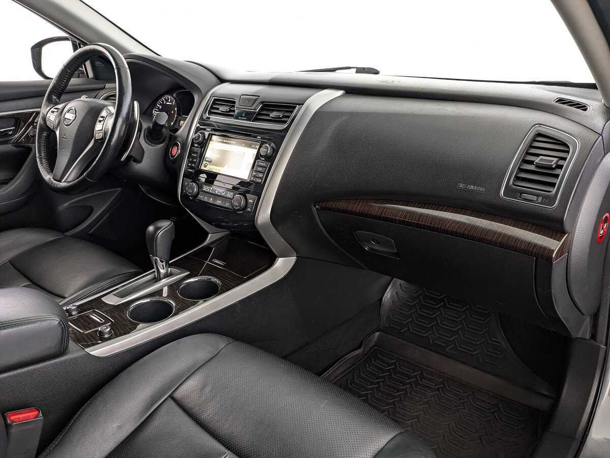 Купить Nissan Teana с пробегом. Фото: #12