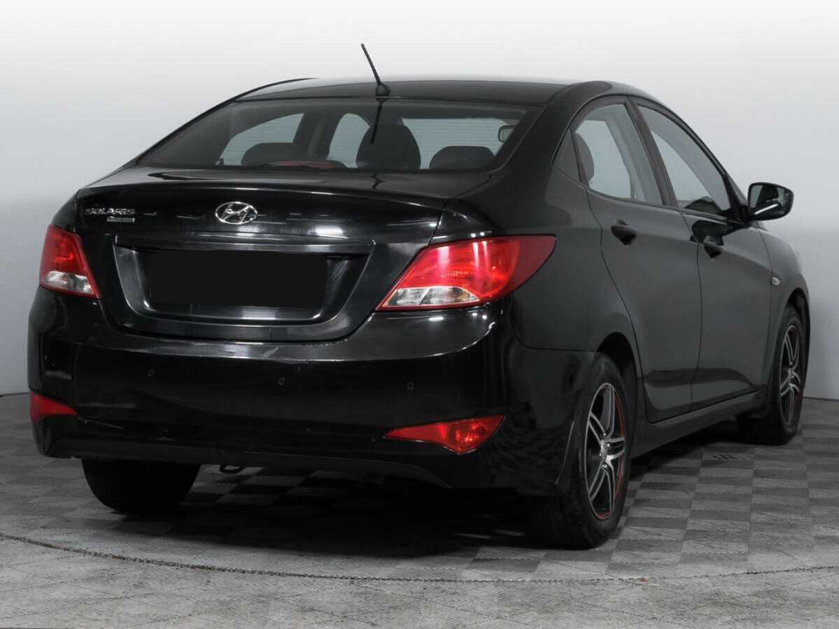 Купить Hyundai Solaris с пробегом. Фото: #4