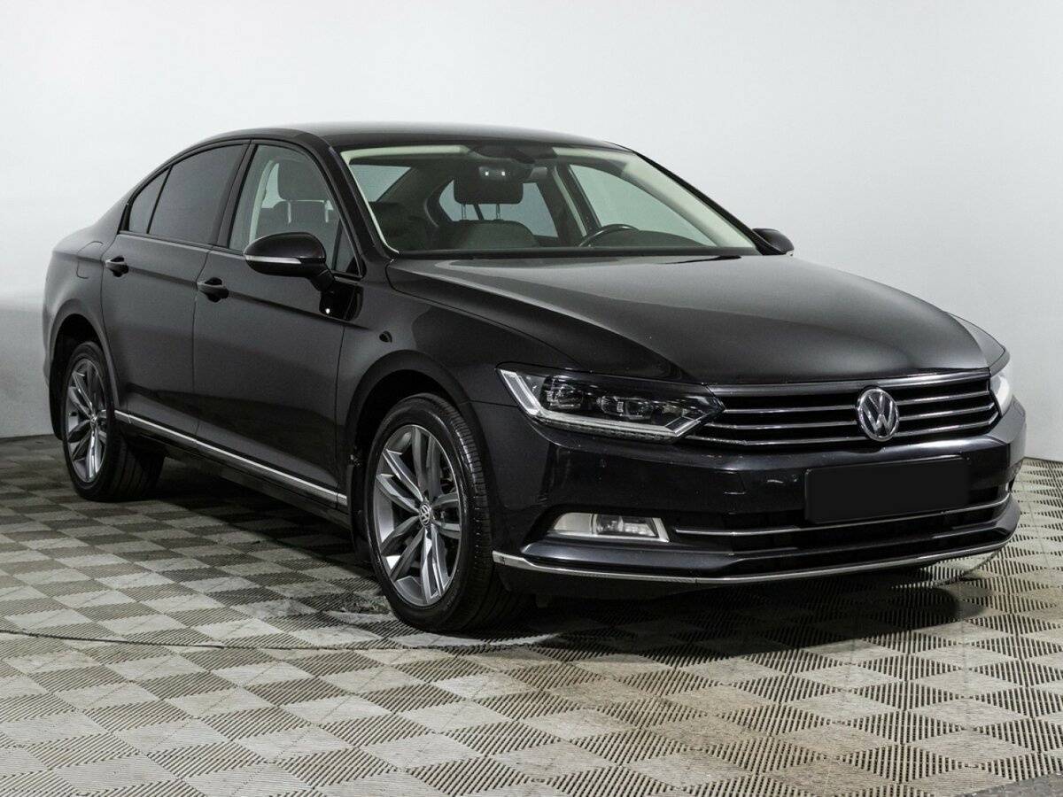 Купить Volkswagen Passat с пробегом. Фото: #2