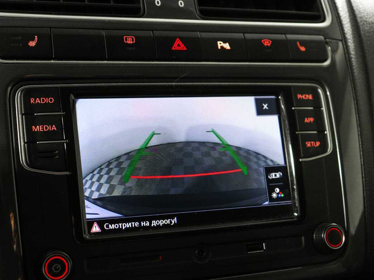 Купить Volkswagen Polo с пробегом. Фото: #14