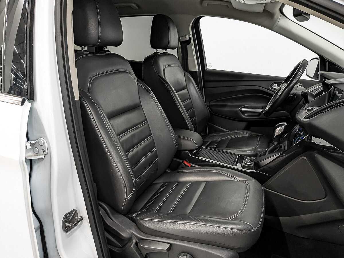 Купить Ford Kuga с пробегом. Фото: #19