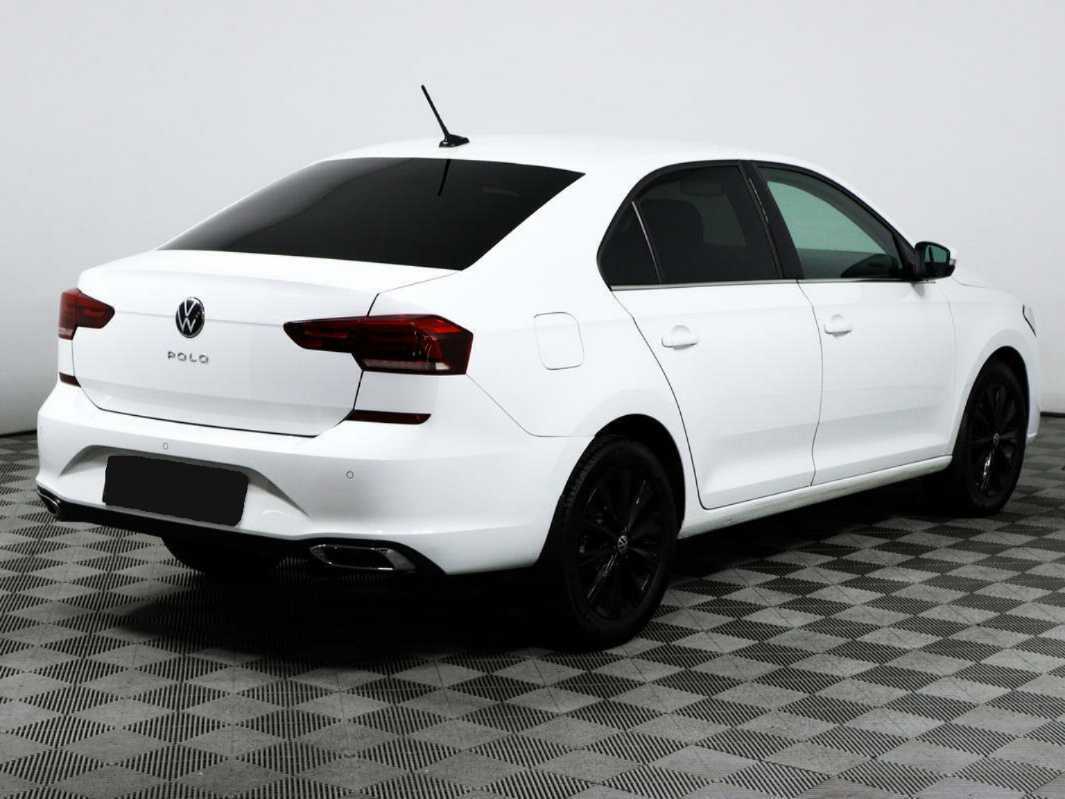 Купить Volkswagen Polo с пробегом. Фото: #4