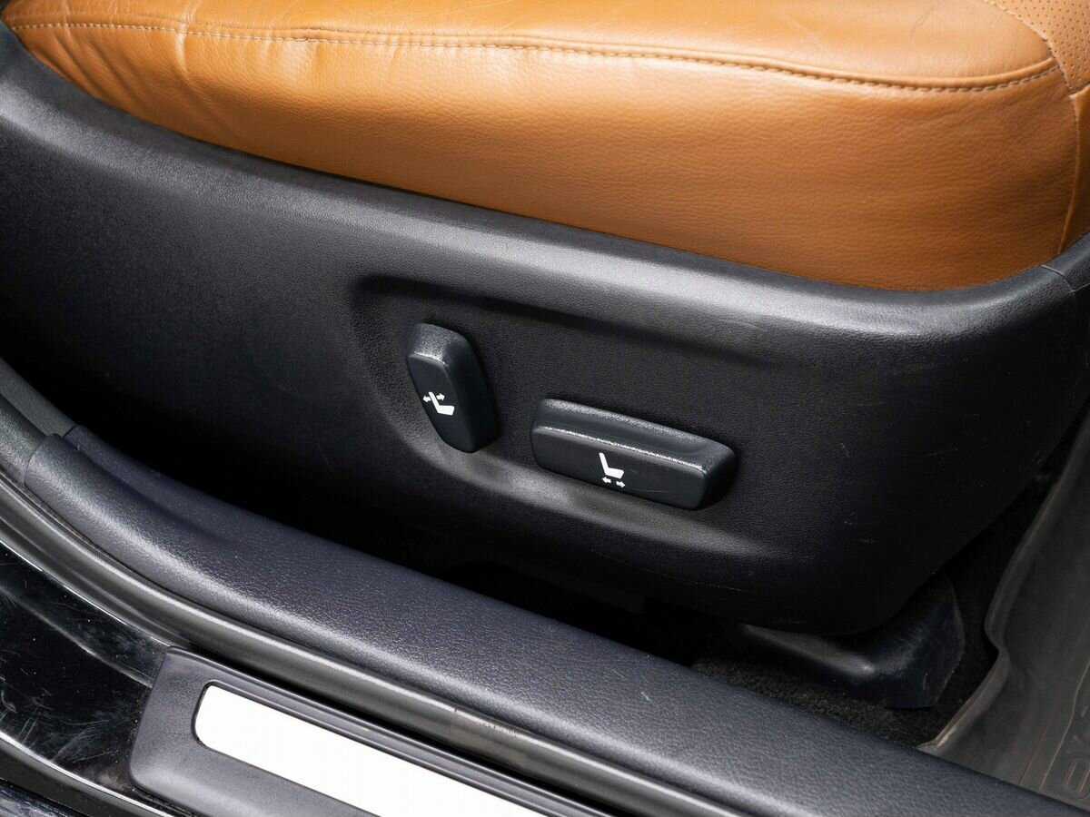 Купить Toyota Camry с пробегом. Фото: #24