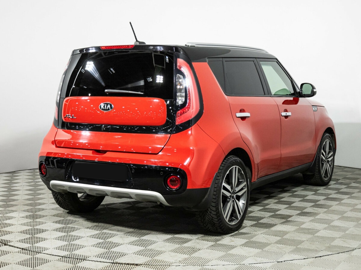 Купить Kia Soul с пробегом. Фото: #4