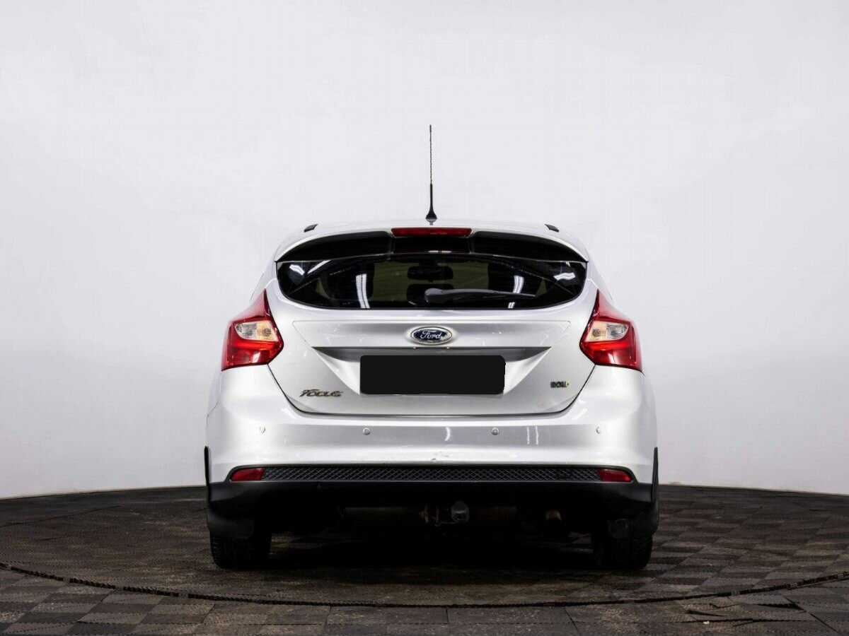 Купить Ford Focus с пробегом. Фото: #4