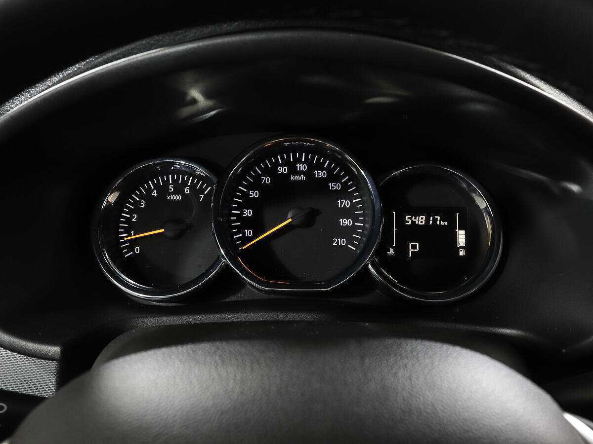 Купить Renault Sandero с пробегом. Фото: #10