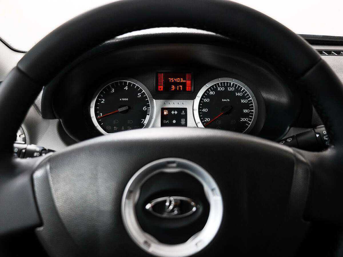 Купить Lada (ВАЗ) Largus с пробегом. Фото: #13