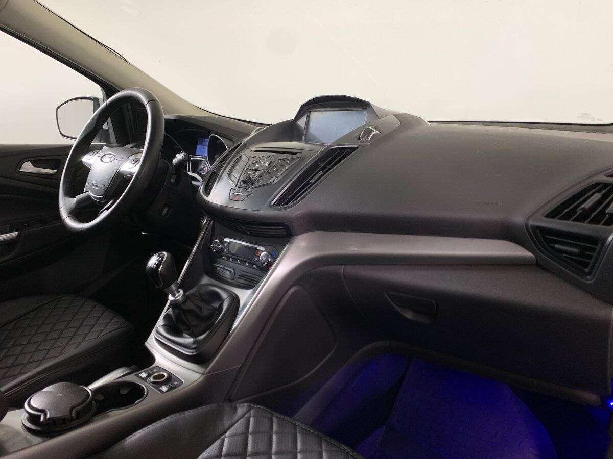 Купить Ford Kuga с пробегом. Фото: #12