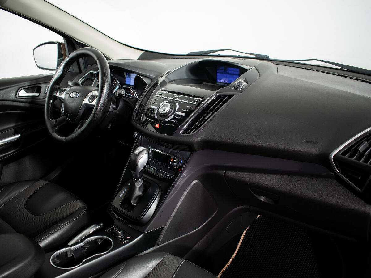 Купить Ford Kuga с пробегом. Фото: #7