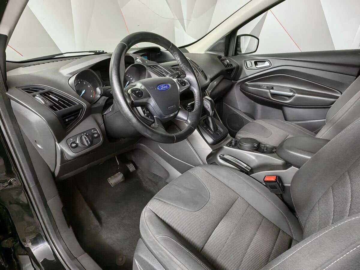 Купить Ford Kuga с пробегом. Фото: #13
