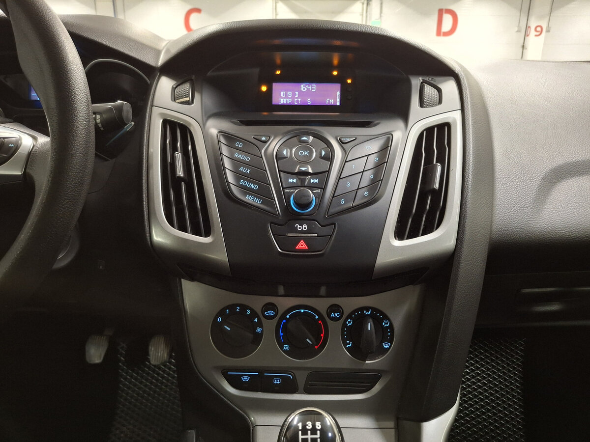 Купить Ford Focus с пробегом. Фото: #14