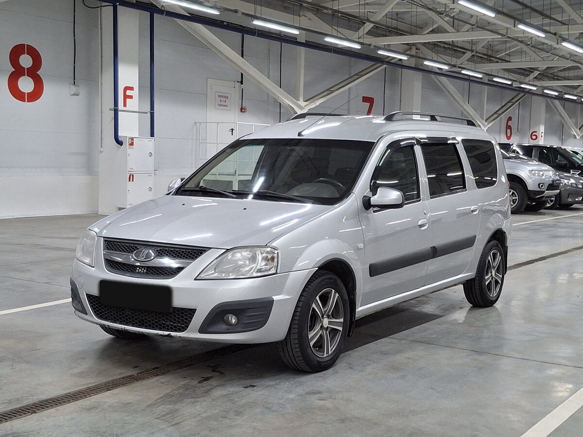 Купить Lada (ВАЗ) Largus с пробегом. Посмотреть фото
