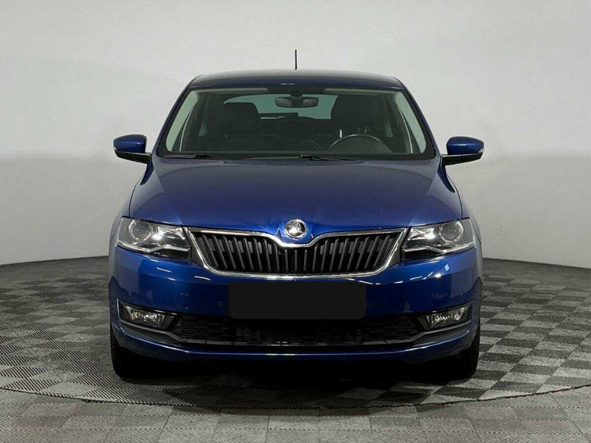 Купить Skoda Rapid с пробегом. Фото: #1
